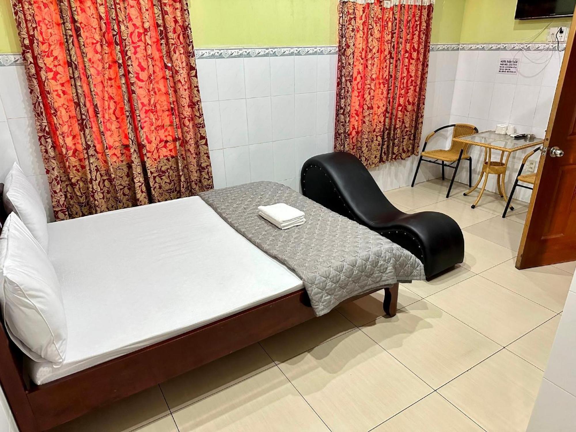 Tuan Tuan Khách sạn TP. Hồ Chí Minh